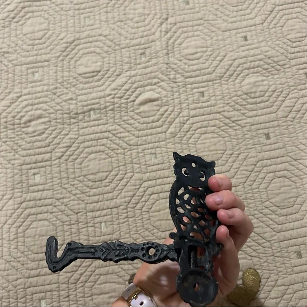 3 small vintage wall hooks